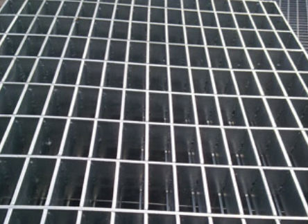 格柵板產品在運輸和包裝上應注意